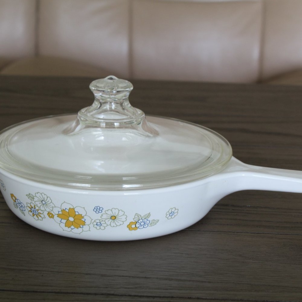 Corning  Ware Skillet Pan